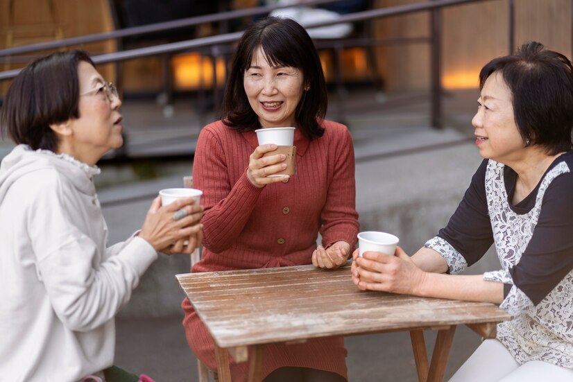 Họp lớp sau hơn 20 năm, tôi nhận ra quy luật: Người có thành tích tốt nhất ngày ấy lại thua kém kiểu người này- Ảnh 1.