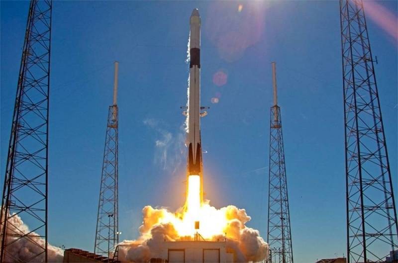 SpaceX phá nhiều kỷ lục năm 2023 khi cứ 4 ngày lại phóng tên lửa một lần- Ảnh 1.