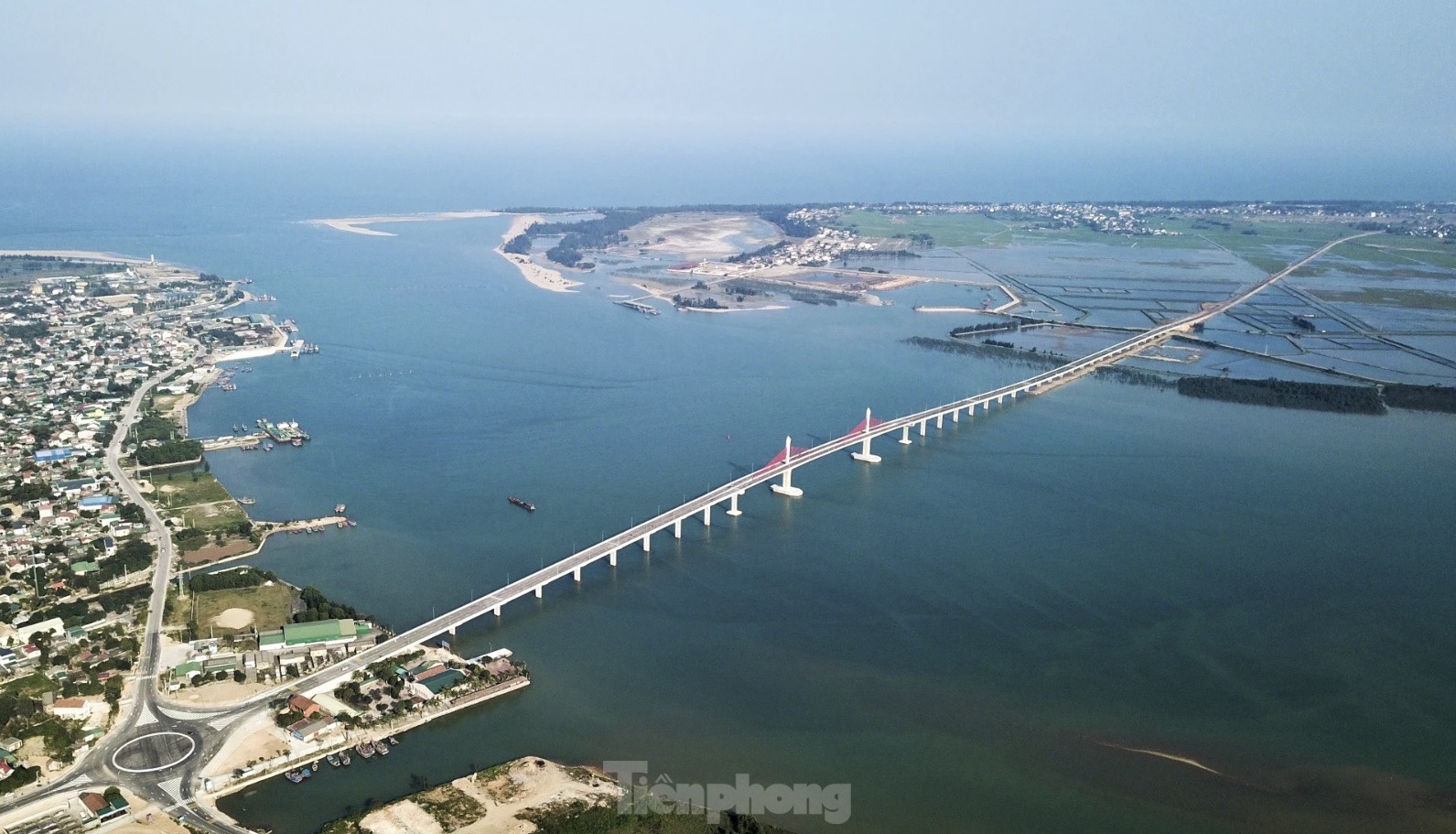 Ngắm tuyến đường ven biển nghìn tỷ, kết nối giao thông khu vực Bắc Trung Bộ- Ảnh 11.