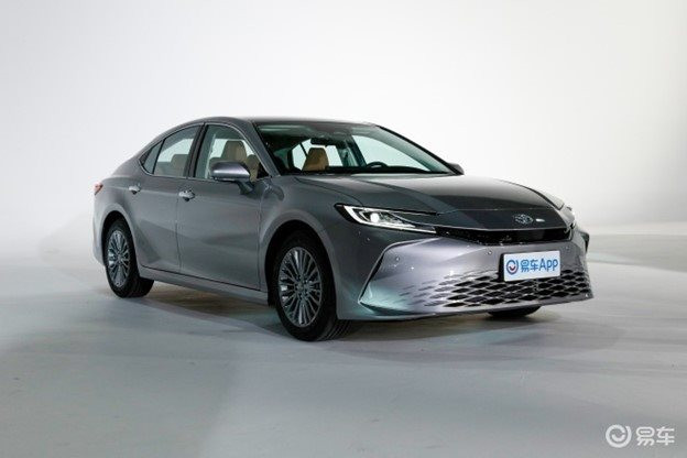 'Vua các dòng sedan' Toyota Camry thế hệ mới chào sân thị trường sát vách Việt Nam: tiêu thụ 4,2 lít/100 km, giá từ dưới 600 triệu đồng- Ảnh 3.