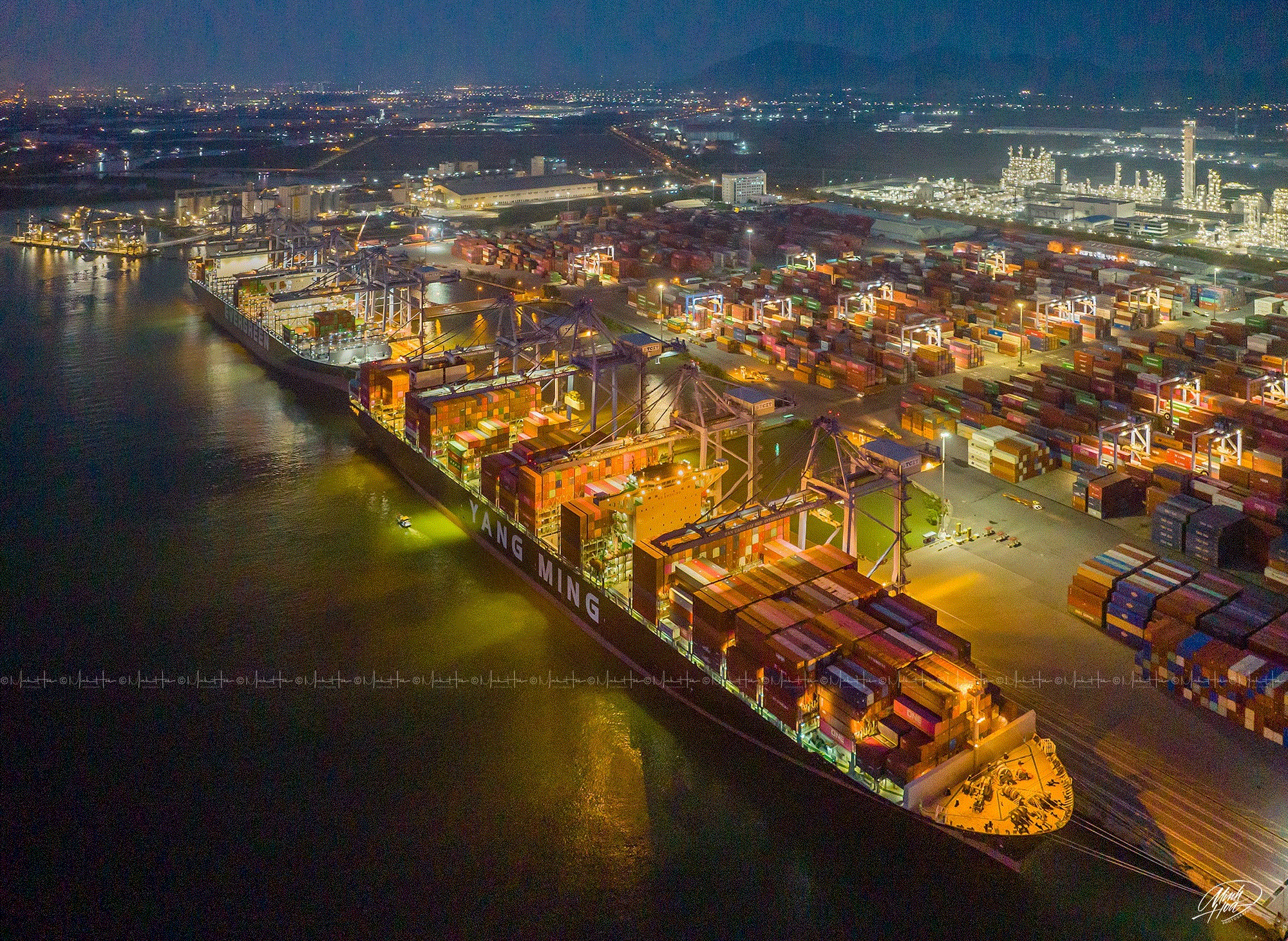 Thị xã có cảng nước sâu lớn nhất Việt Nam, sắp lên thành phố liên tục được "chaebol" Hàn Quốc rót vốn: Mới nhất là dự án nhiên liệu gần 10.000 tỷ đồng- Ảnh 5.