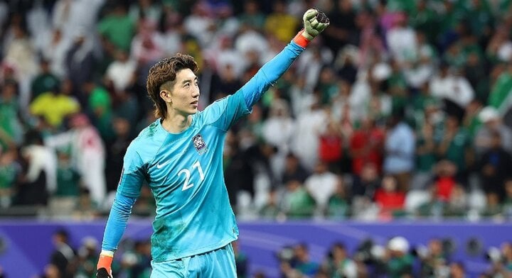 Nghe lời vợ dặn, thủ môn Hàn Quốc trở thành người hùng ở Asian Cup 2023- Ảnh 1.