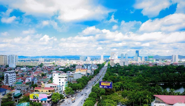 Tỉnh rộng nhất Việt Nam nhưng vẫn như 'một cái áo đang chật', dân số TP trực thuộc sau mở rộng sẽ tăng gần 4 lần- Ảnh 1.
