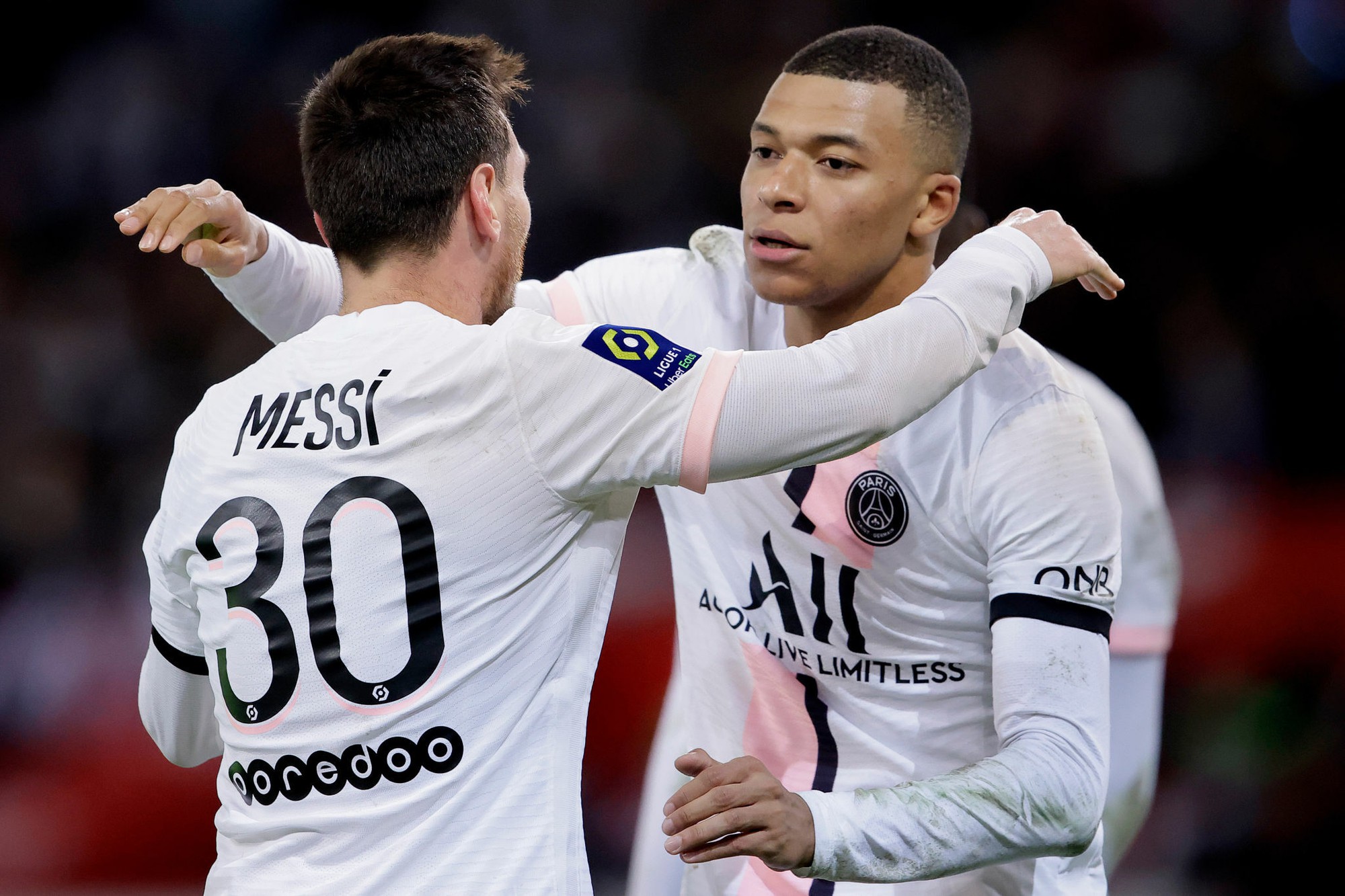 Mbappe cuối cùng đã có chia sẻ về Messi: "Tôi nhớ quãng thời gian được chơi cạnh anh ấy"- Ảnh 1.