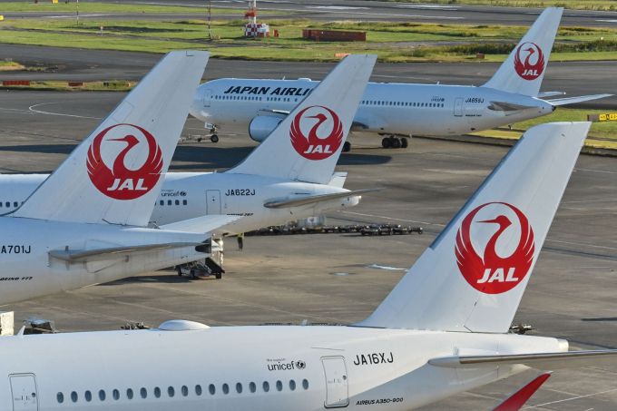 Vì sao không có ai tử nạn trên máy bay Japan Airlines bốc cháy? Quy tắc “viết bằng máu” đã cứu mạng 379 người- Ảnh 2.