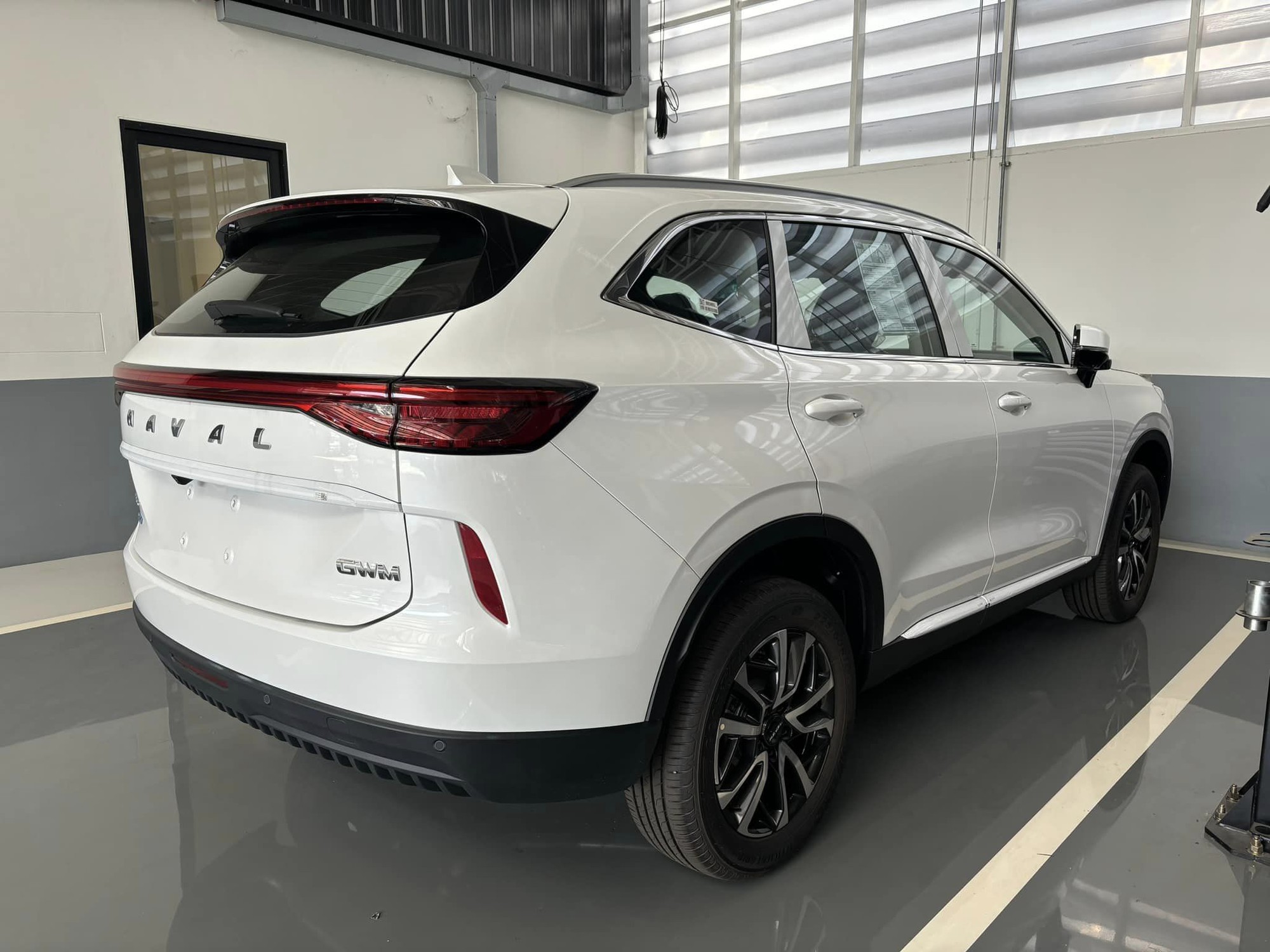 Đại lý báo Haval H6 sắp có bản giá rẻ ở Việt Nam: Giá dự kiến dưới 800 triệu, bớt nhiều trang bị so với bản full- Ảnh 4.