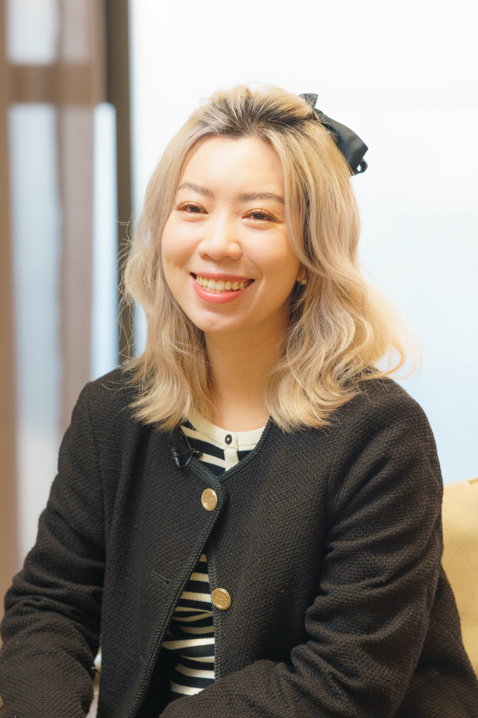 Penthouse được Hà Linh Nghiện nhà đầu tư 8 tỷ: Bộ đèn phòng khách nhập từ Đức giá nửa tỷ, phiền khi sửa bếp 200 triệu nhưng thấy đáng- Ảnh 1.