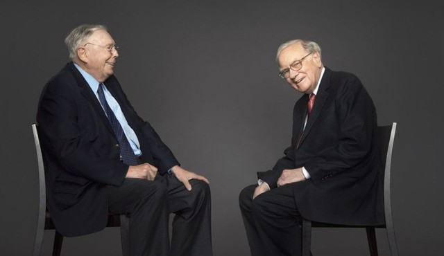 Warren Buffett cảnh báo: Mua nhà to có thể là cơn ác mộng, không có tiền thì đi thuê cũng được!- Ảnh 1.