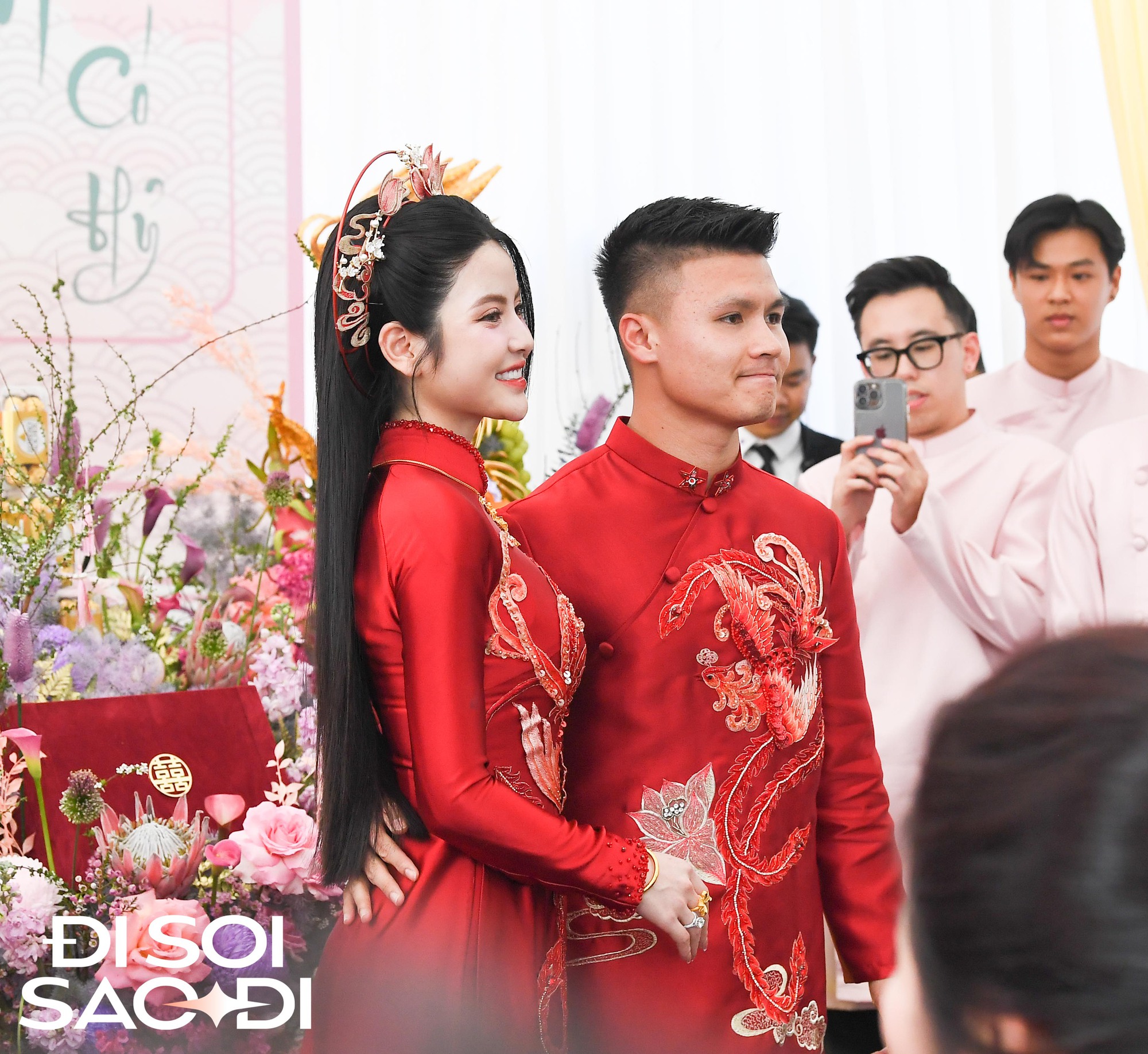 Quang Hải khi cưới Chu Thanh Huyền: 'Biết hạnh phúc thế này anh đã lấy vợ sớm hơn'- Ảnh 1.