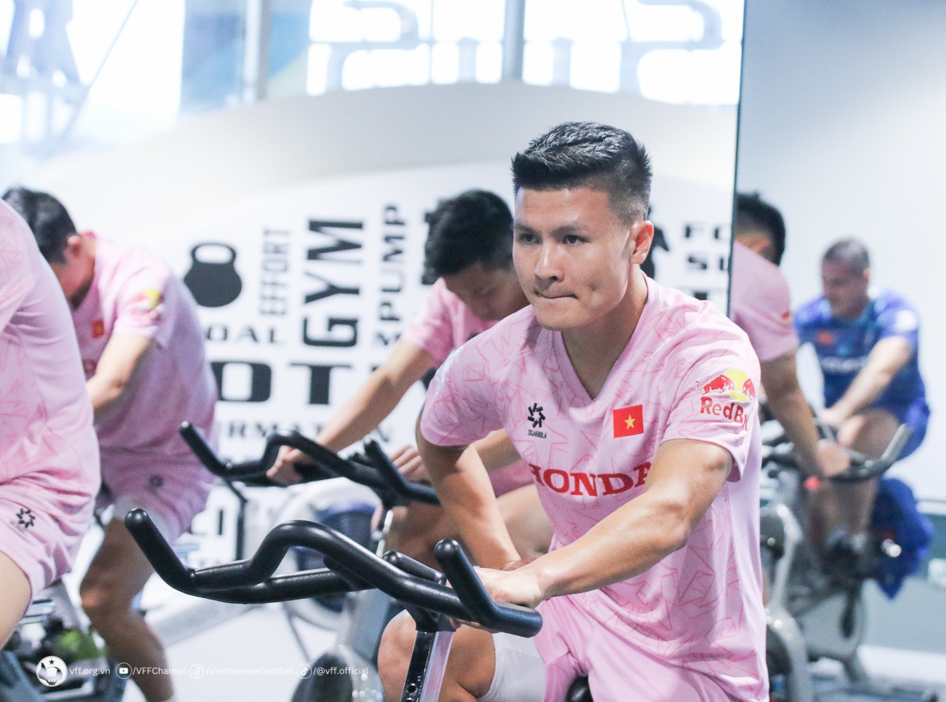 Tuyển Việt Nam tập gym ngay tại khách sạn, tìm lại nhịp sinh học ở Qatar- Ảnh 5.