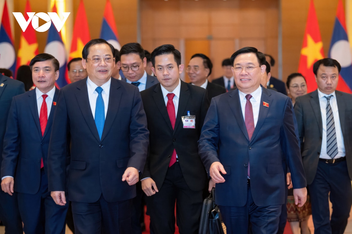 Chủ tịch Quốc hội hội kiến Thủ tướng Chính phủ Lào Sonexay Siphanhdone- Ảnh 5.