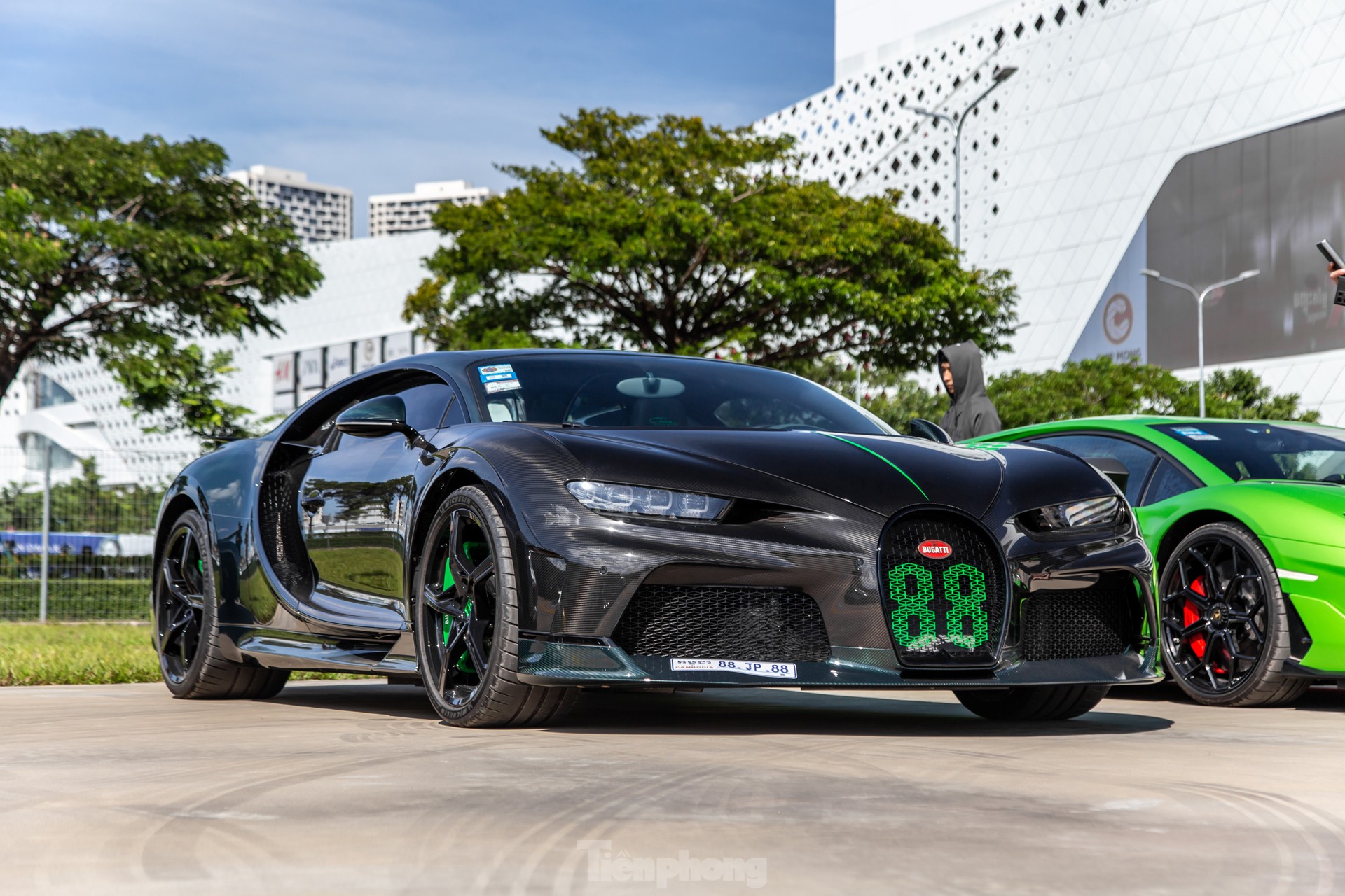'Siêu phẩm' Bugatti Chiron Super Sport trị giá 10 triệu USD tại Campuchia- Ảnh 11.