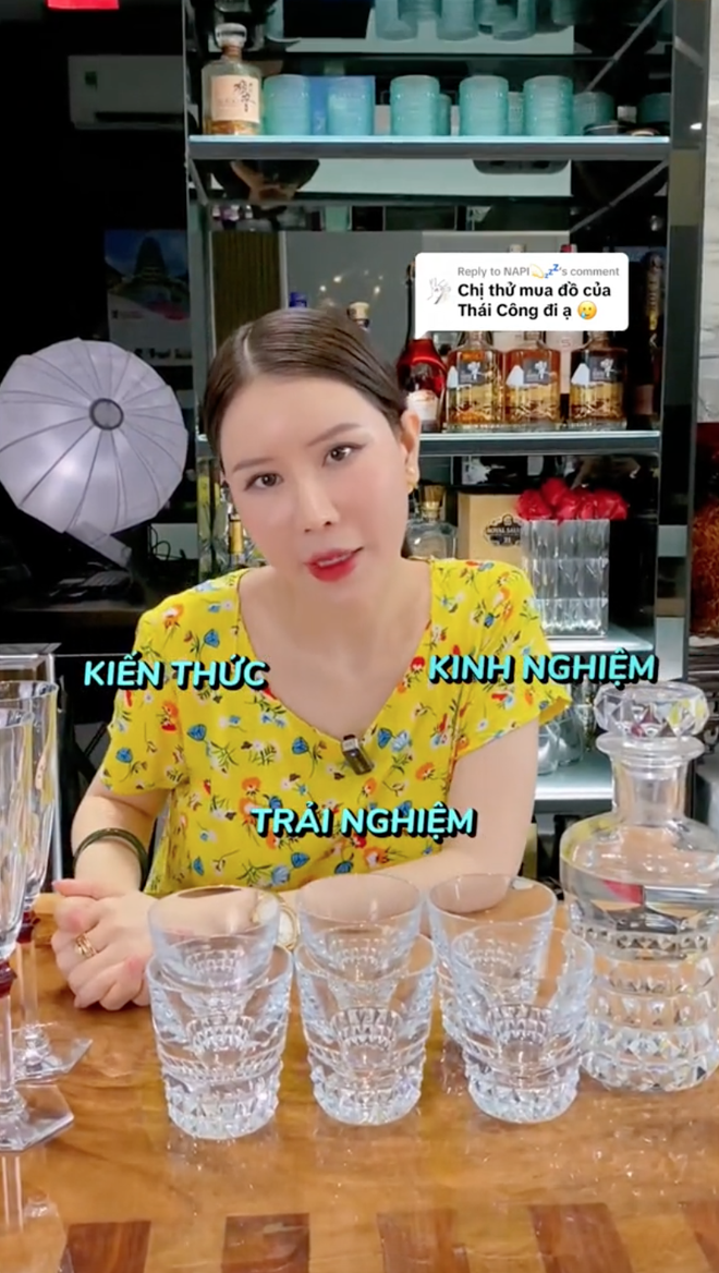 Cô gái review bộ ly 100 triệu của Thái Công: Cái ly cũng chỉ dùng để uống nước thôi, có gì mà đắt vậy?- Ảnh 5.