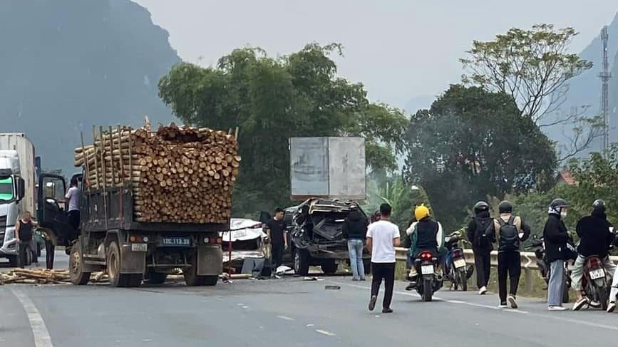 Ảnh TNGT: Tai nạn liên hoàn giữa bốn xe tại Lạng Sơn- Ảnh 8.