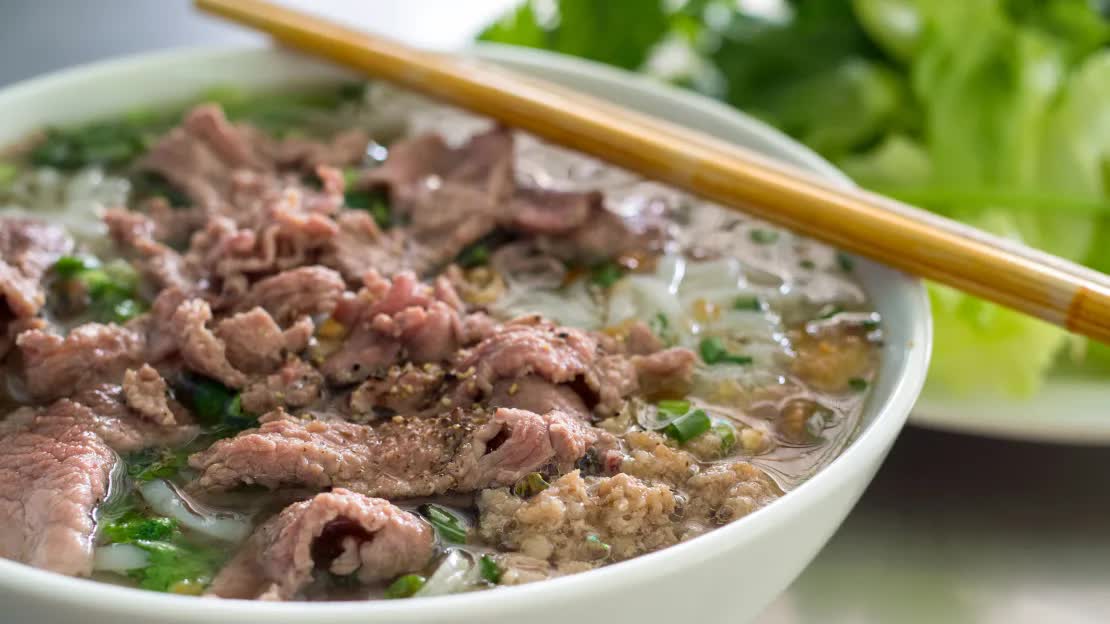 Phở Việt Nam là một trong những món ăn có nước ngon nhất thế giới- Ảnh 1.