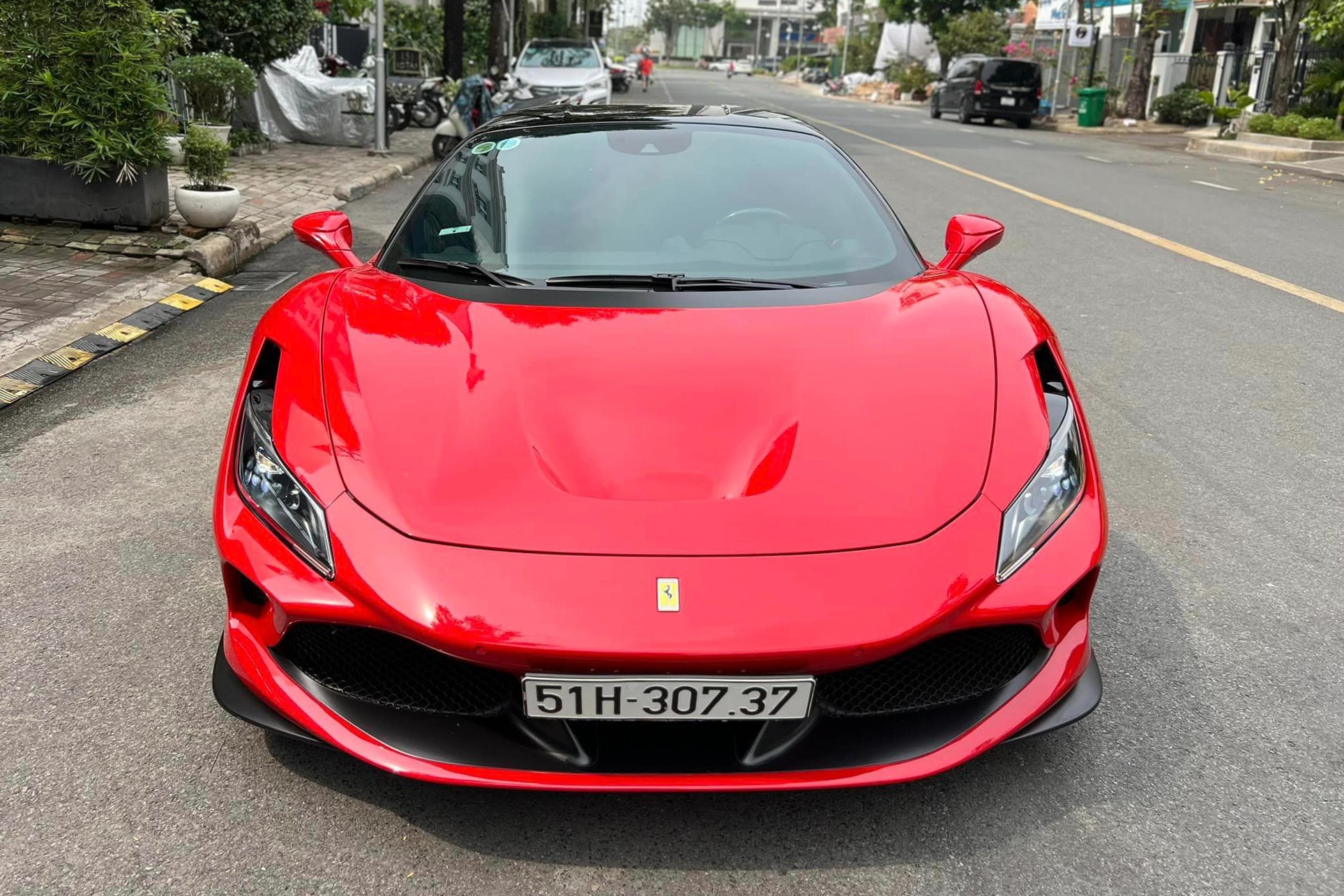 Cận cảnh siêu xe hàng hiếm Ferrari F8 Tributo ở Sài Gòn- Ảnh 6.