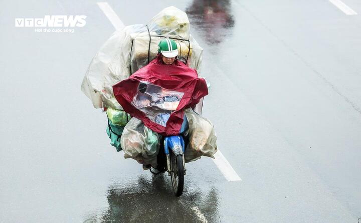 Dự báo thời tiết Bắc Bộ ngày 1 / 10: Mưa lớn trước khi không khí lạnh tràn về - Ảnh 1.