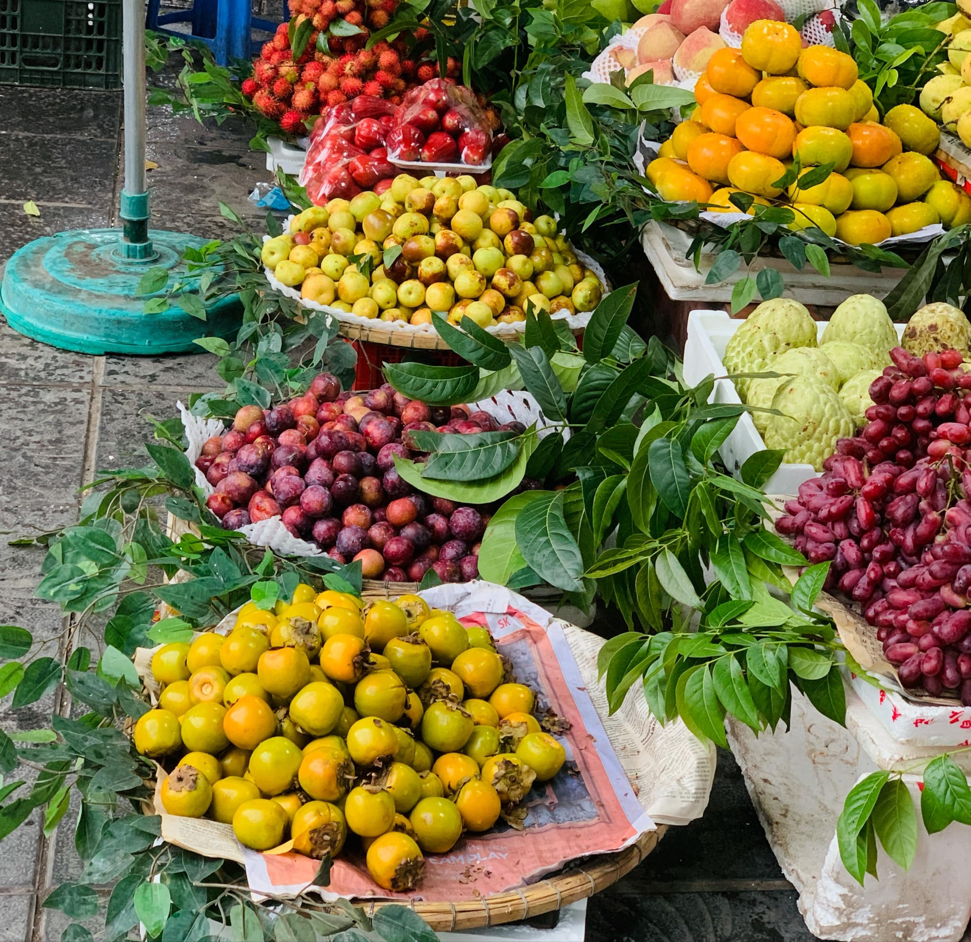 Ăn hồng kiểu này dễ bị tắc ruột, ngộ độc: Chuyên gia nhắc nhở điều cần biết trước khi ăn để tránh nguy hiểm- Ảnh 1.