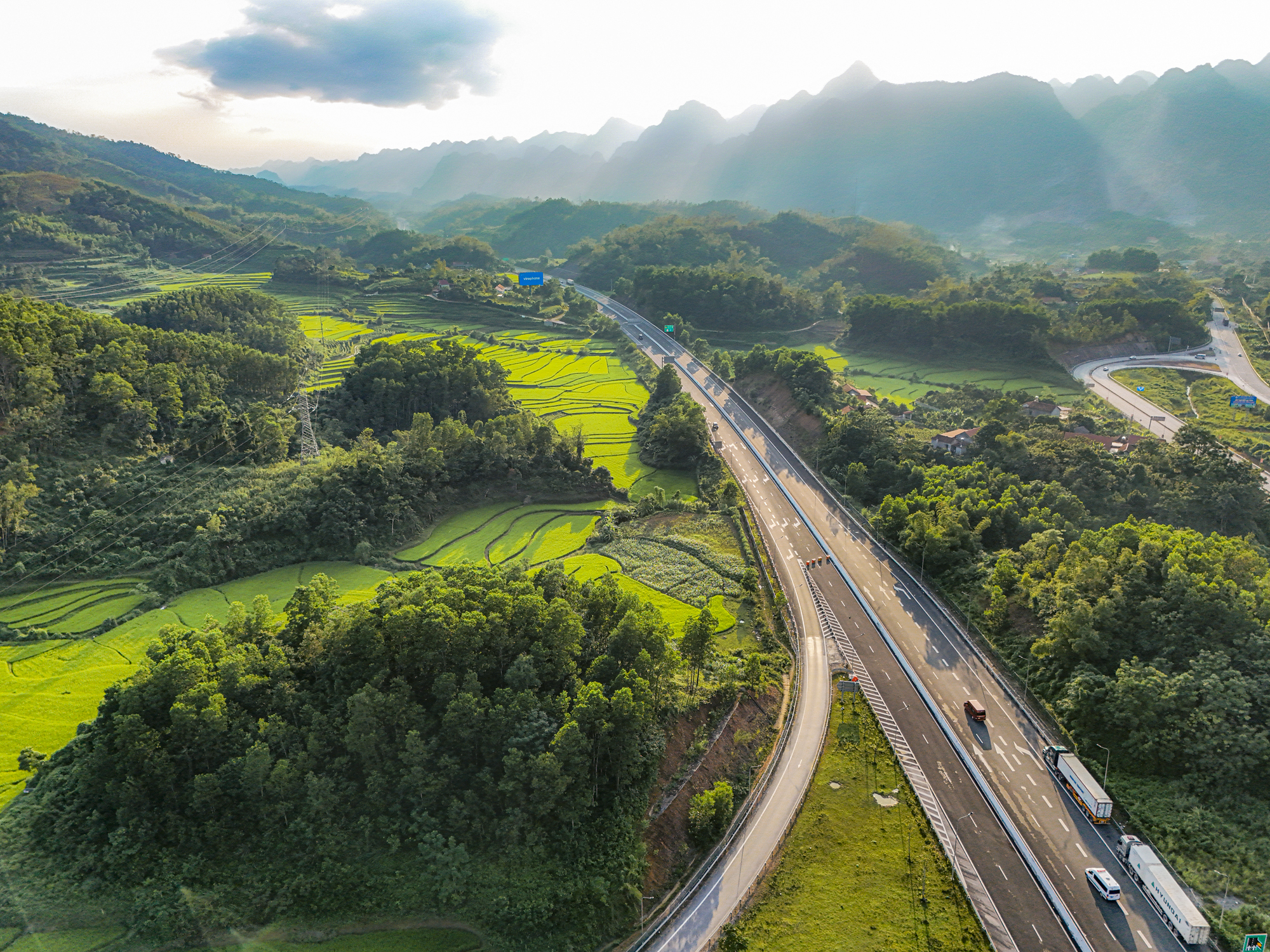 Toàn cảnh cao tốc Bắc Giang - Lạng Sơn được đầu tư thêm 11 . 000 Tỷ - Ảnh 2.