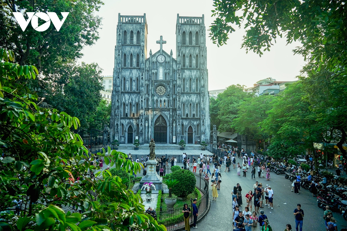 Hà Nội vào thu: Điểm đến chụp ảnh đẹp nhất mùa thu - Ảnh 8.