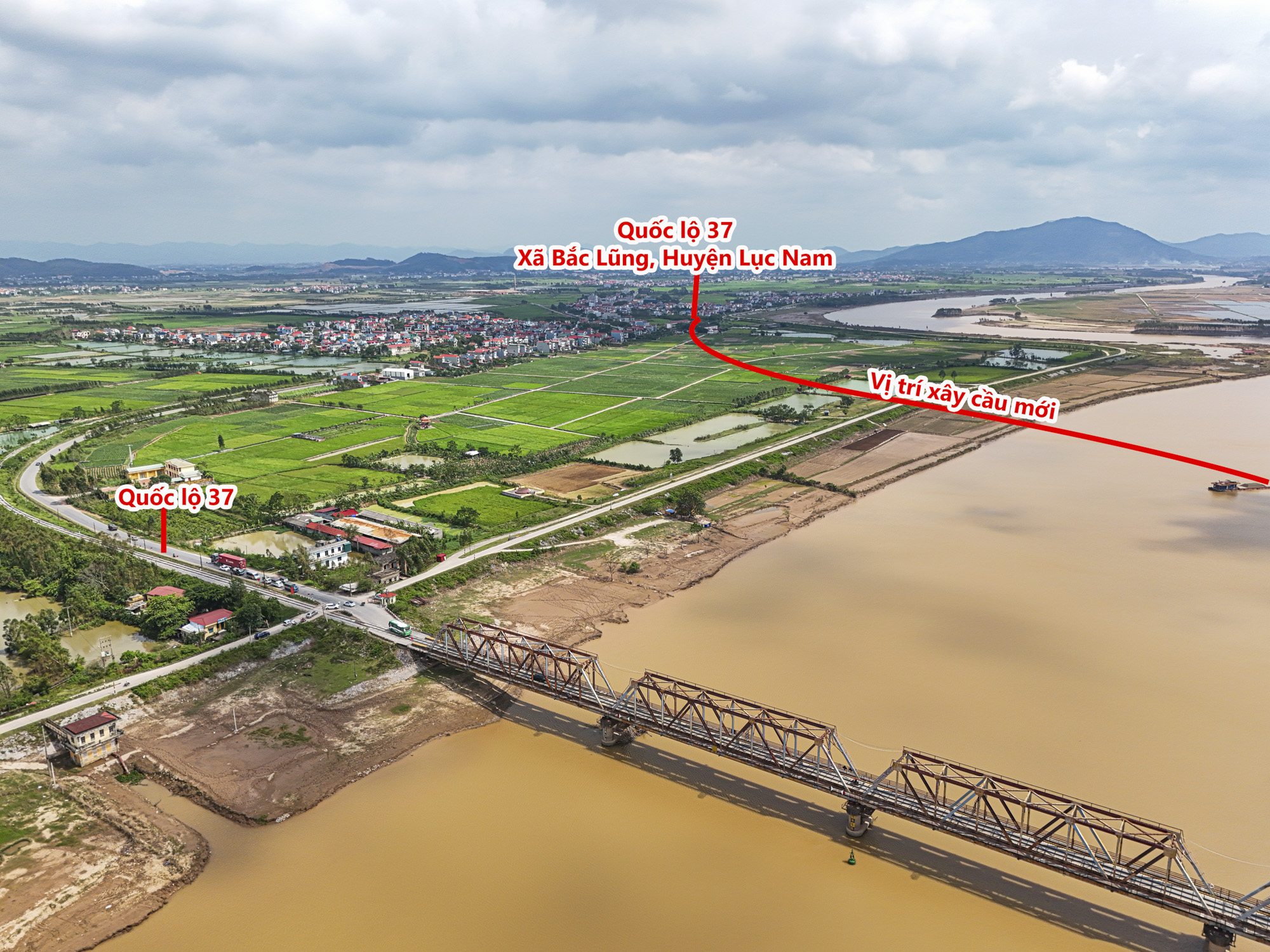 Cầu duy nhất c&oacute; &ocirc; t&ocirc; v&agrave; t&agrave;u hoả đi chung ở Việt Nam sắp được đầu tư 800 tỷ để giảm tải - Ảnh 10.