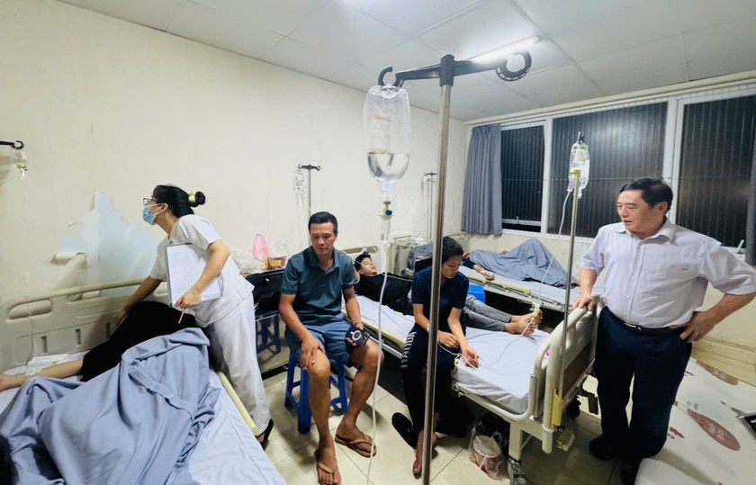 Hà Nội: Cháy lớn ở Bệnh viện Đức Giang - Ảnh 4.