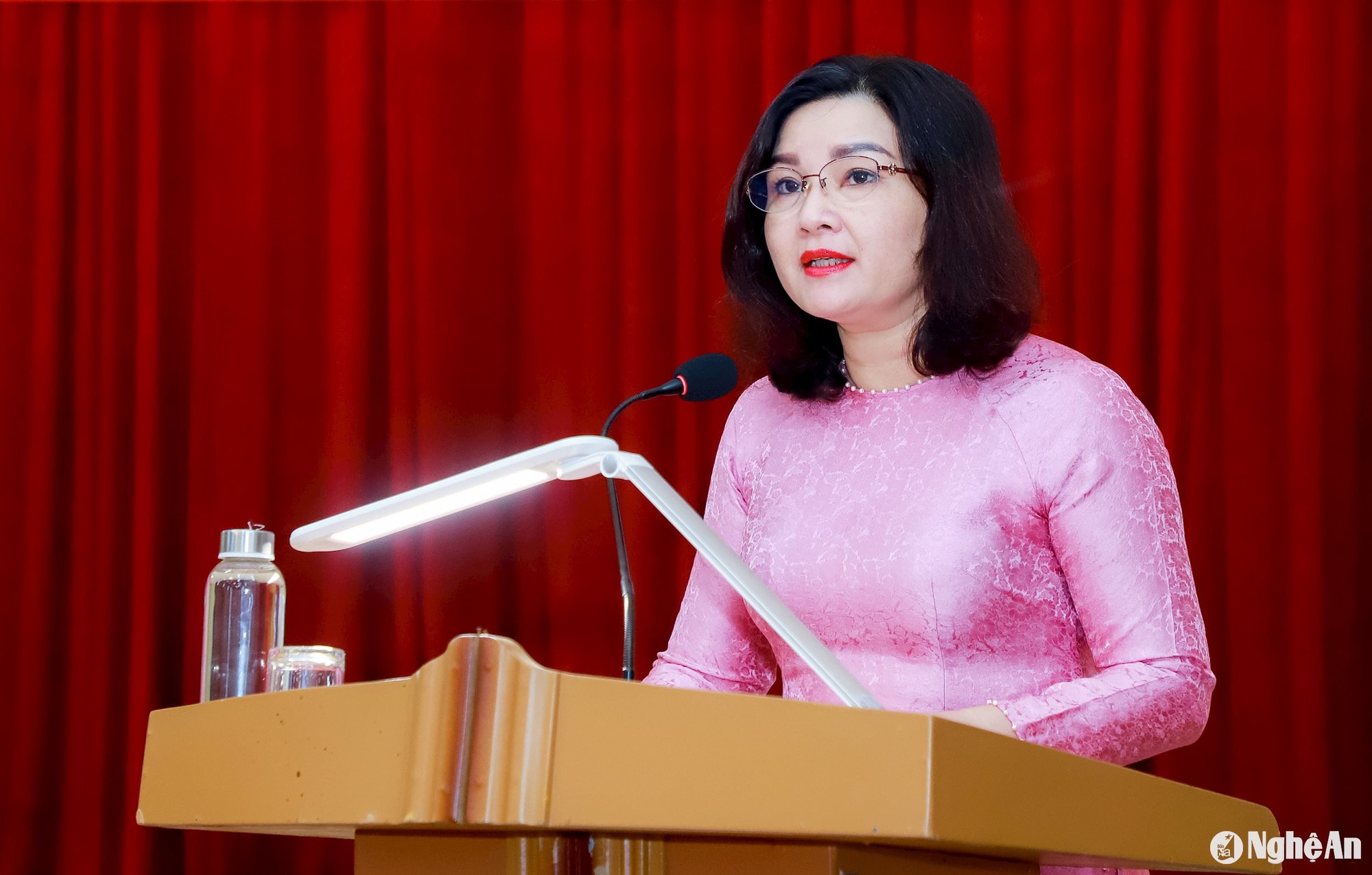 Bổ nhiệm Nguyễn Thị Hồng Hoa làm Trưởng Ban Tuyên giáo tỉnh ủy Nghệ An - Ảnh 1.