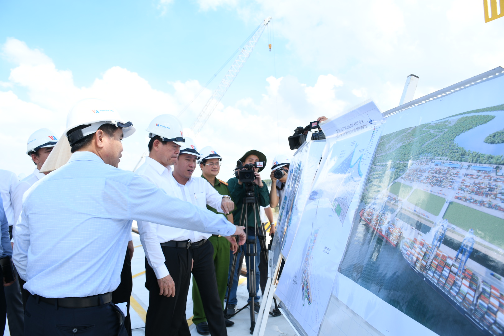 Toàn cảnh cảng Phước An Đồng Nai sắp vận hành - Ảnh 5.