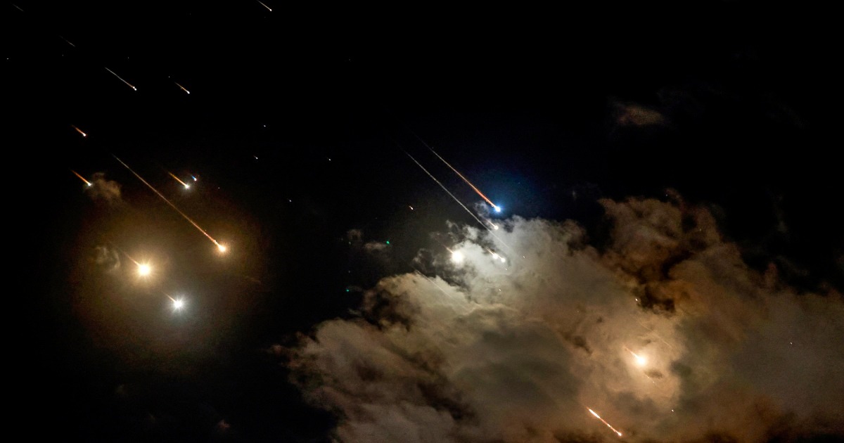 Israel tuy&ecirc;n bố sẽ gi&aacute;ng đ&ograve;n khiến Iran "kh&ocirc;ng hiểu chuyện g&igrave; xảy ra"- Ảnh 1.