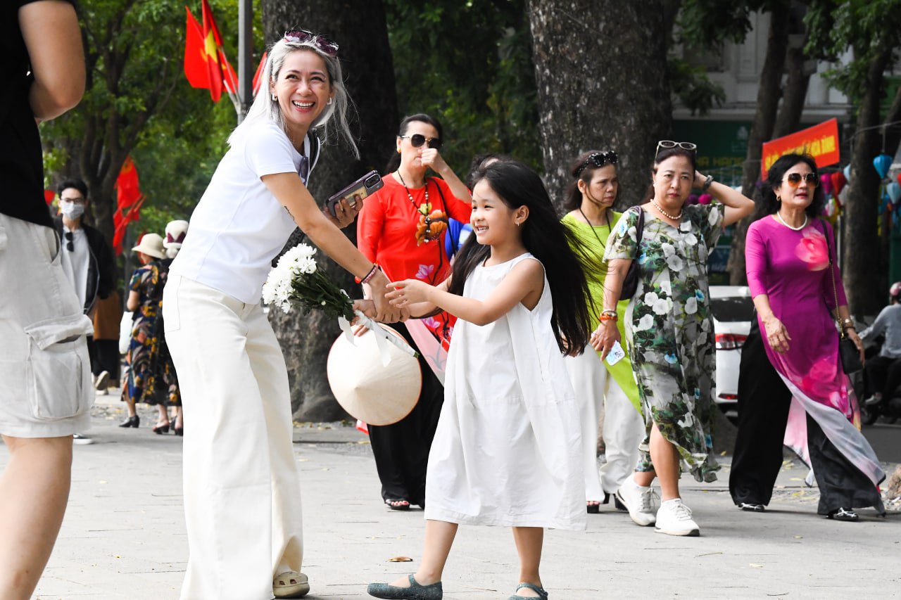 Hỏi nhanh người d&acirc;n y&ecirc;u H&agrave; Nội nhất v&igrave; điều g&igrave;: Th&igrave; ra l&agrave; những thứ rất b&igrave;nh dị n&agrave;y!- Ảnh 7.