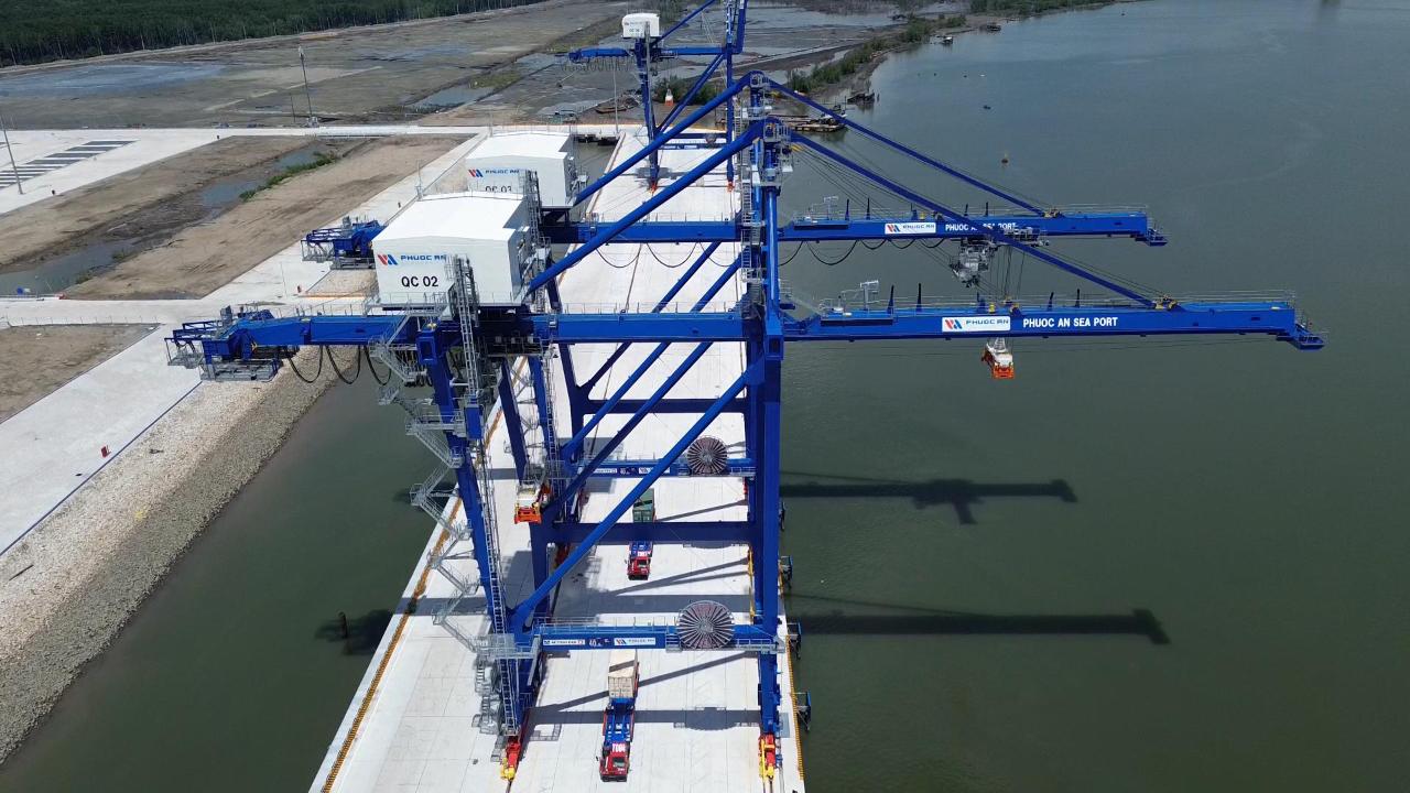 Toàn cảnh cảng Phước An Đồng Nai sắp vận hành - Ảnh 10.
