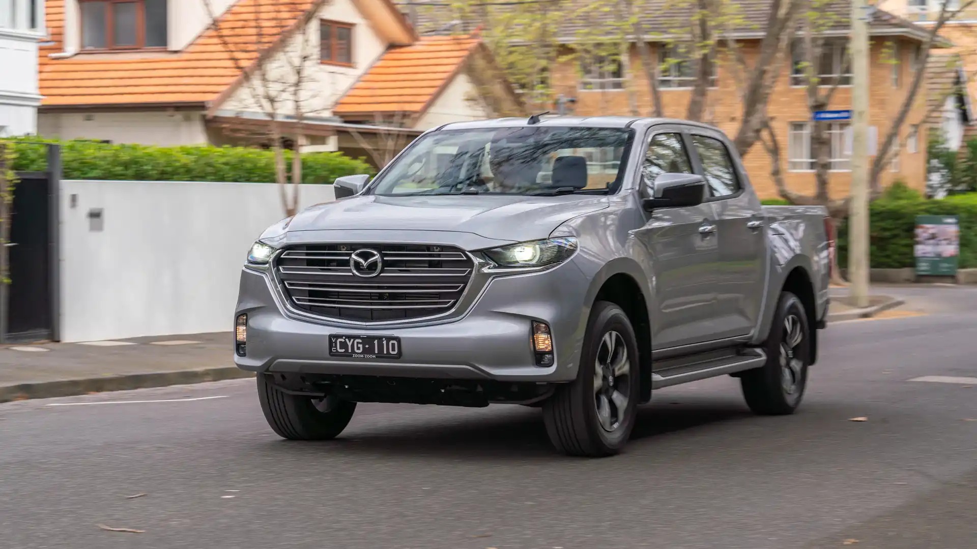 Mazda BT-50 phiên bản này đến Việt Nam dễ có doanh số khả quan: Đầu như CX-5, thêm an toàn, nhiều tính năng mới- Ảnh 3.