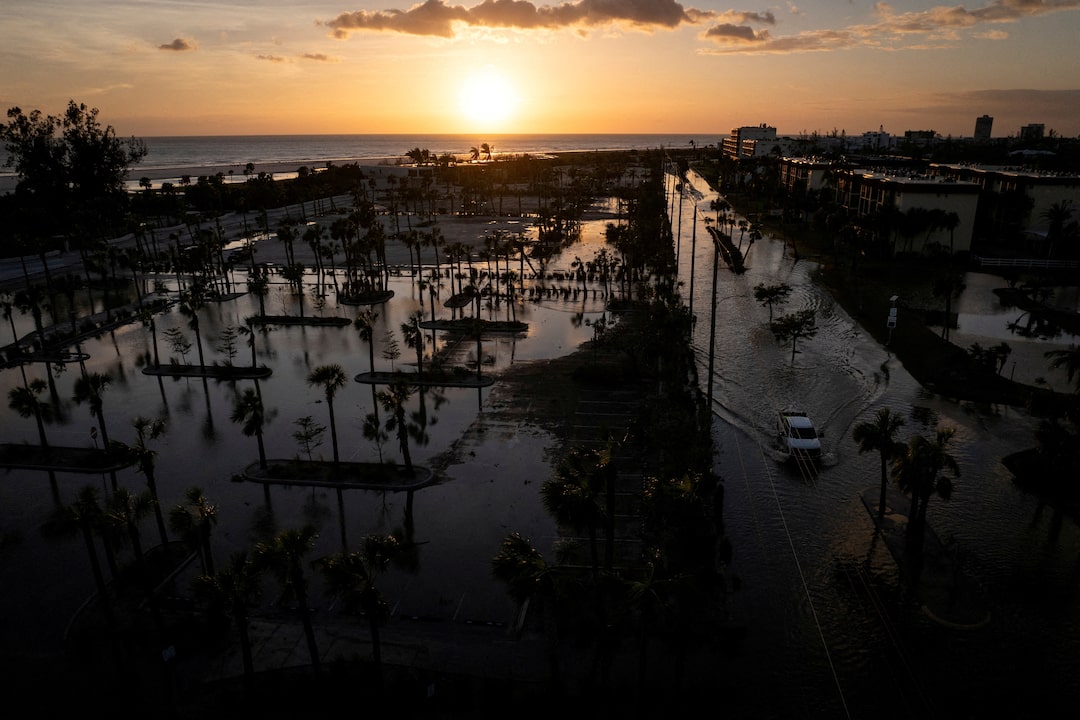 “Vũ khí" chết người nhất của bão Milton xé toạc Florida - Ảnh 3.