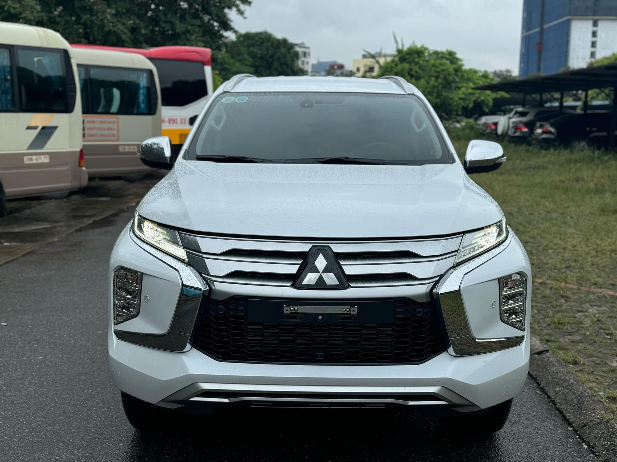 Sắp hết năm 2024 nhưng đại lý vẫn miệt mài xả kho Mitsubishi Pajero Sport 2023: Giảm sâu nhất 270 triệu đồng, giá khởi điểm ngang Hyundai Tucson- Ảnh 5.