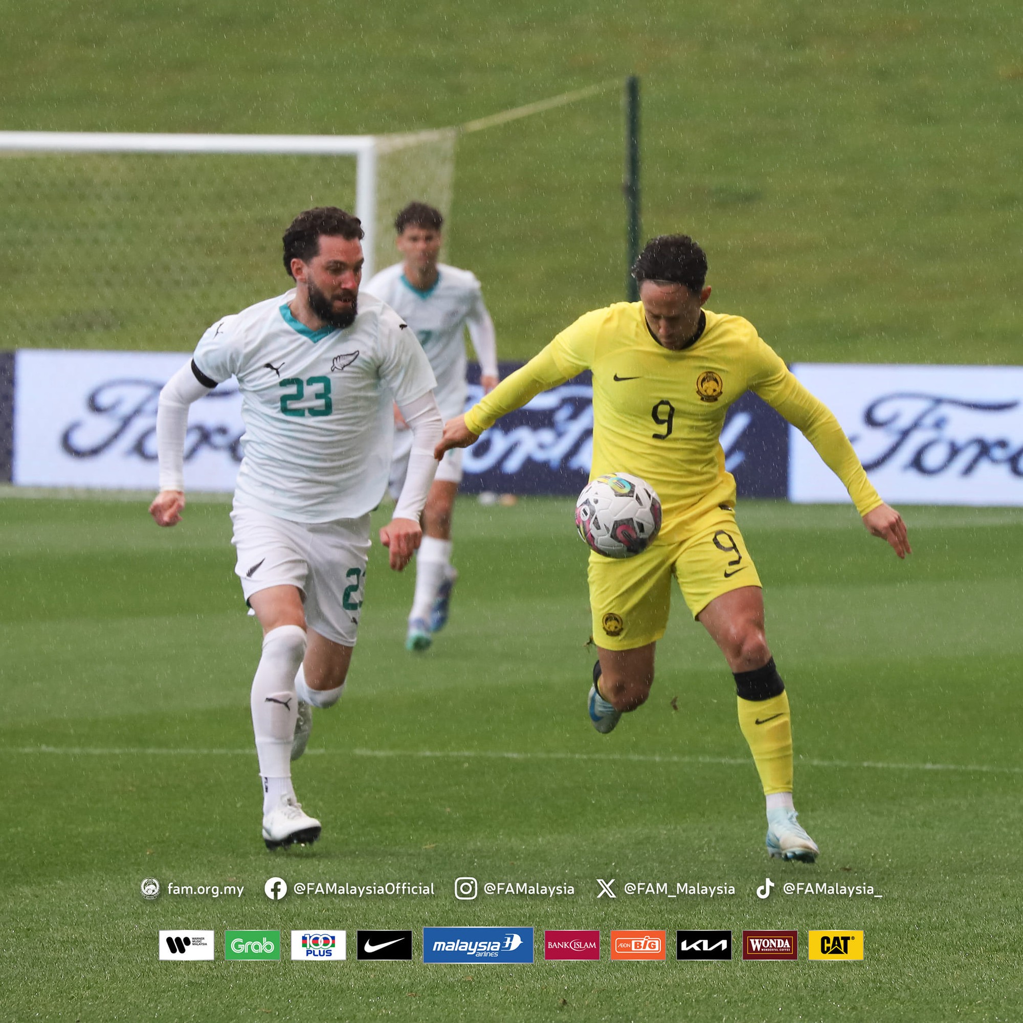 Đối thủ cạnh tranh thua đậm 0-4, đội tuyển Việt Nam đón tin vui ở Asian Cup - Ảnh 1.