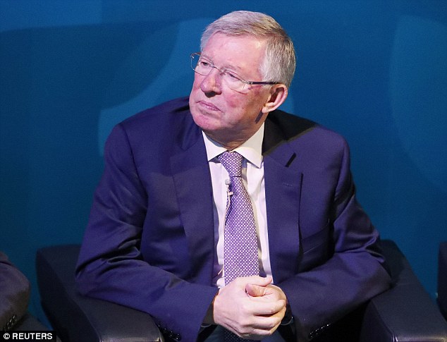 MU phá bỏ truyền thống hàng chục năm, ban hành lệnh cấm với Sir Alex Ferguson - Ảnh 1.