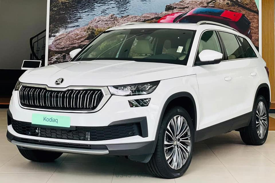 Cặp đôi Skoda giảm giá mạnh tại đại lý: Karoq còn 855 triệu tiệm cận Seltos, Kodiaq còn hơn 1 tỷ ngang khởi điểm Santa Fe- Ảnh 5.