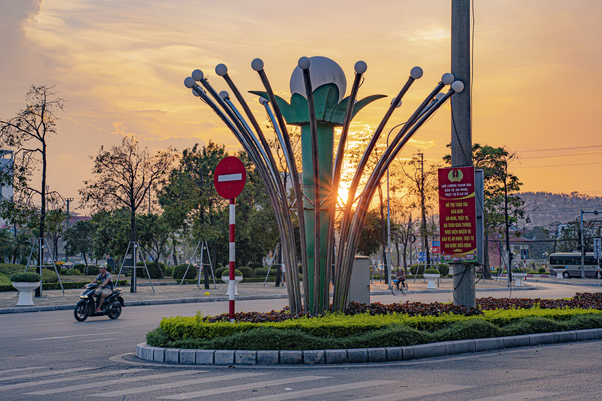 Chỉ sau 10 năm một huyện đã nhảy vọt lên thành phố, đến nay xuất hiện hàng loạt dự án “khủng”, một hồ nước cũng được đề xuất đầu tư 10.000 tỷ- Ảnh 11.