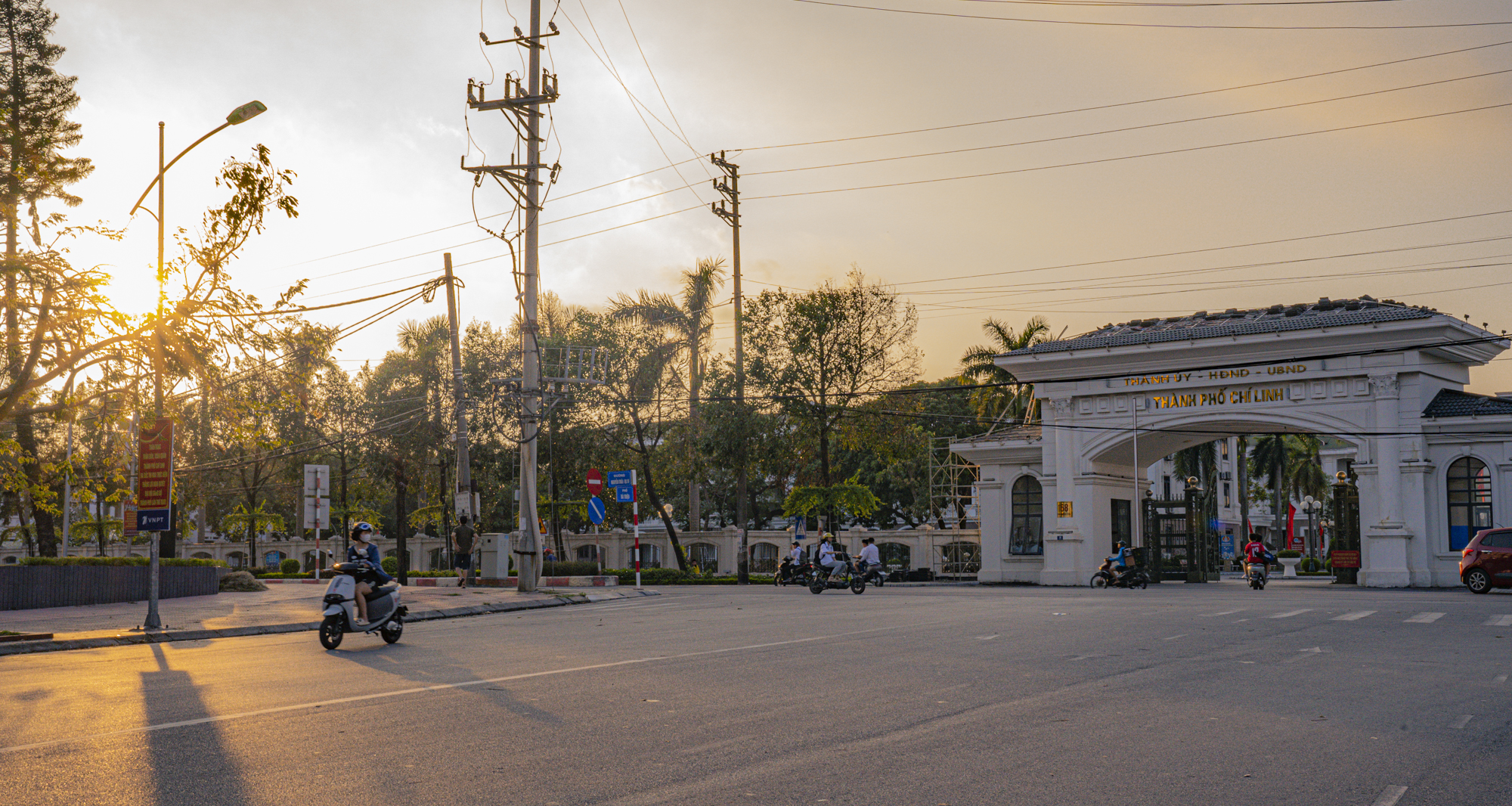 Chỉ sau 10 năm một huyện đã nhảy vọt lên thành phố, đến nay xuất hiện hàng loạt dự án “khủng”, một hồ nước cũng được đề xuất đầu tư 10.000 tỷ- Ảnh 9.