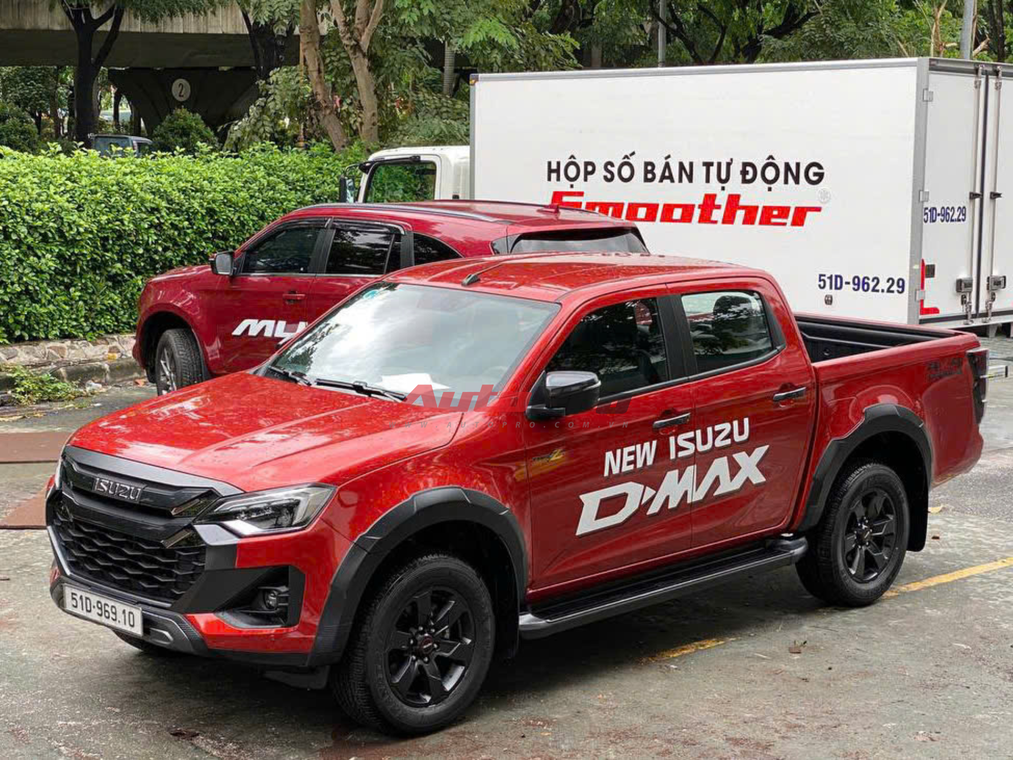 Tóm gọn Isuzu D-Max 2024 lộ diện tại Việt Nam: Ngoại hình hầm hố, đáng tiếc thiếu ADAS khó cạnh tranh Ranger - Ảnh 2.