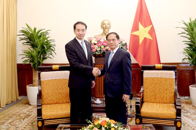 Đề nghị Trung Quốc thực hiện thỏa thuận hiệu quả với Việt Nam Đề nghị Trung Quốc thực hiện thỏa thuận hiệu quả với Việt Nam