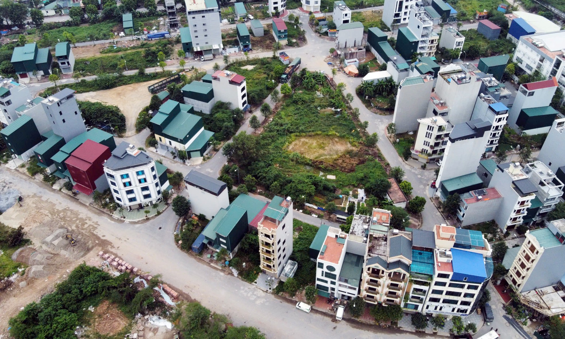 Cận cảnh lô đất đấu giá Hà Đông giá 262 triệu / m2 view nghĩa trang - Ảnh 10.