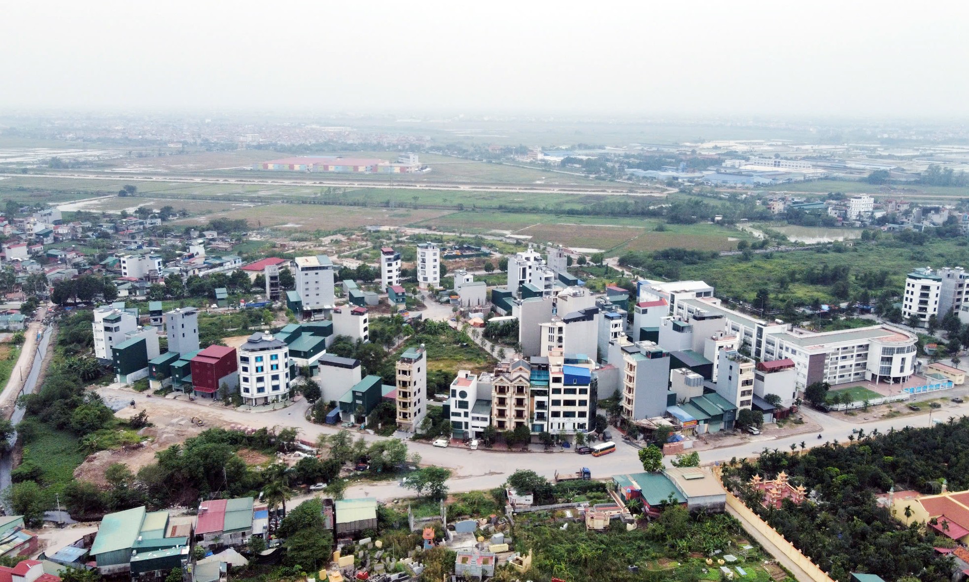 Cận cảnh lô đất đấu giá Hà Đông giá 262 triệu / m2 view nghĩa trang - Ảnh 8.