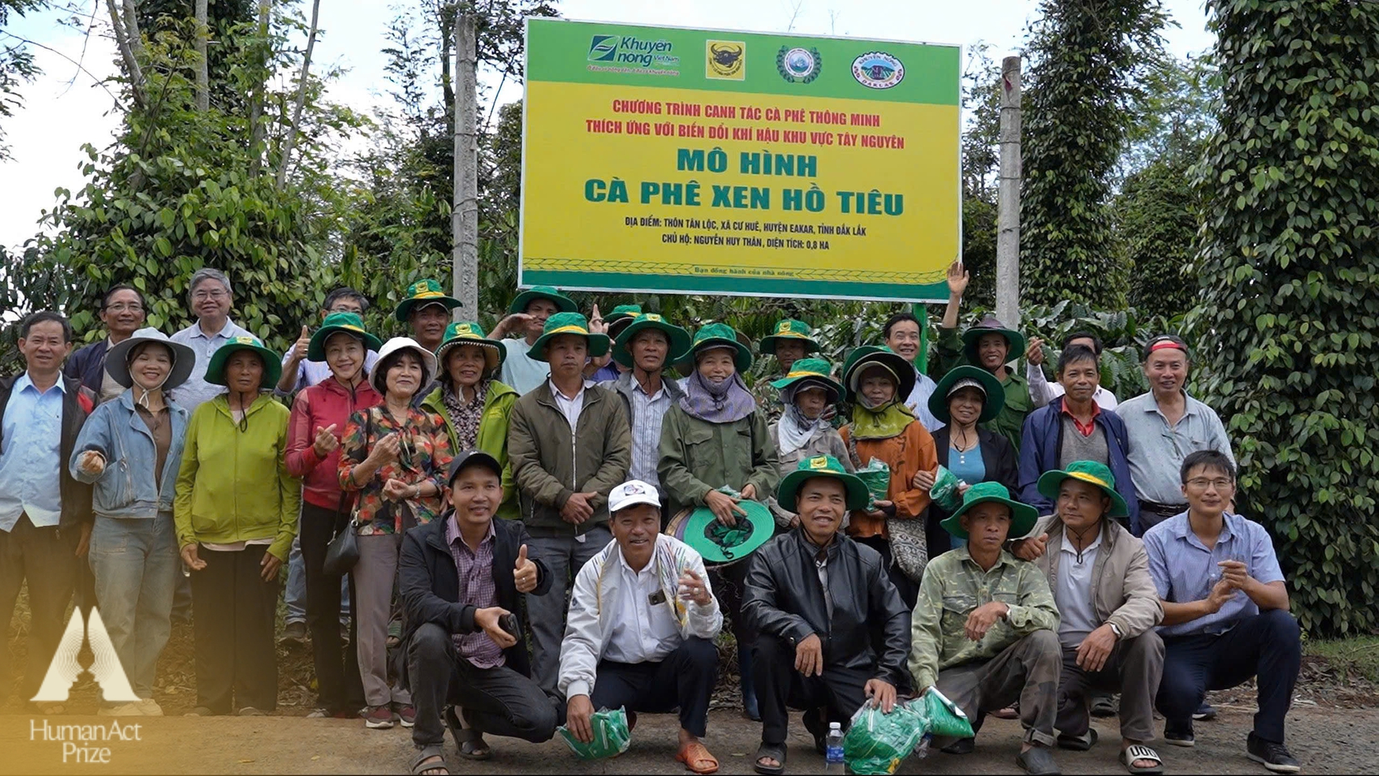 Sở hữu công thức thông minh, người dân trồng “loại cây 6 tỷ đô” cười tươi dù bị ảnh hưởng biến đổi khí hậu - Ảnh 8.