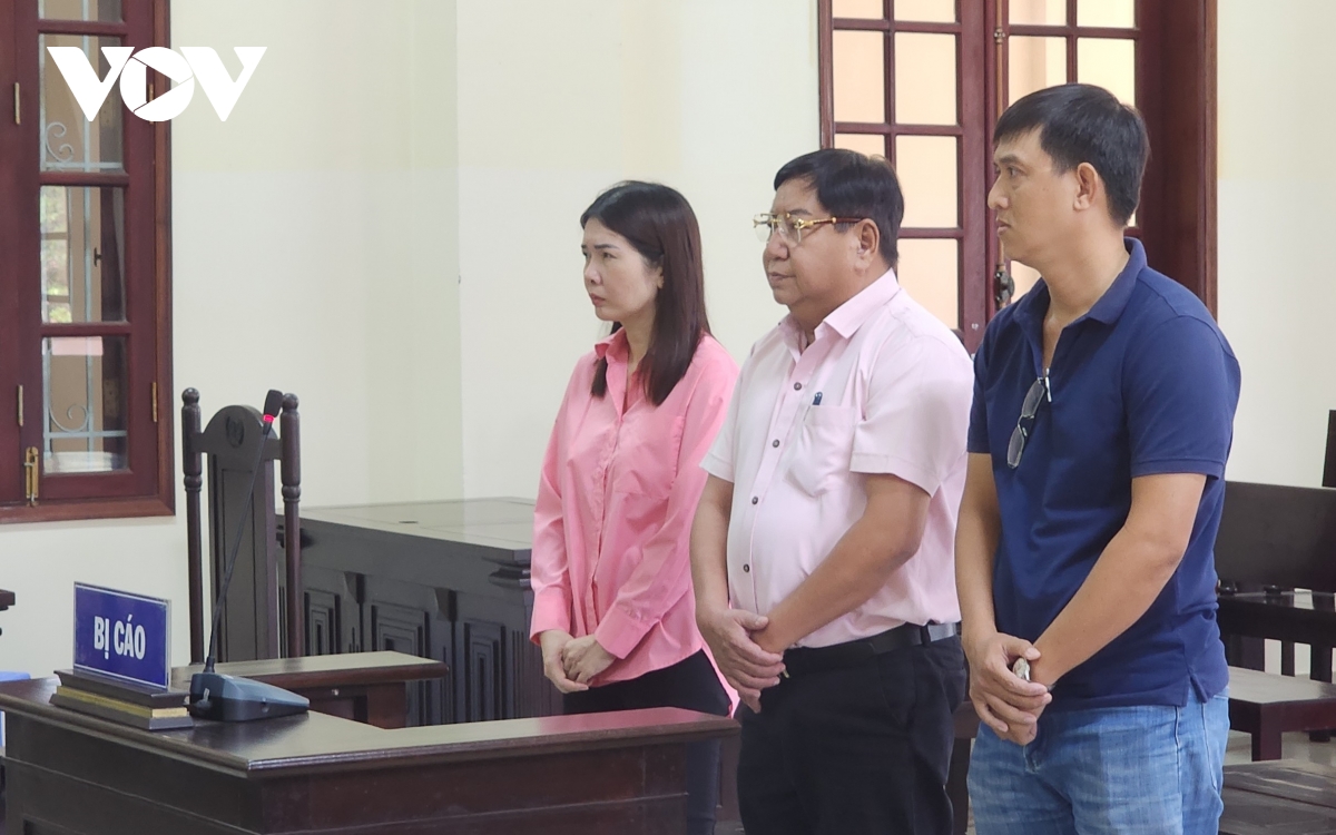 Bắt đôi nam nữ giả danh Công an để Lừa đảo chạy án , chiếm đoạt tiền
