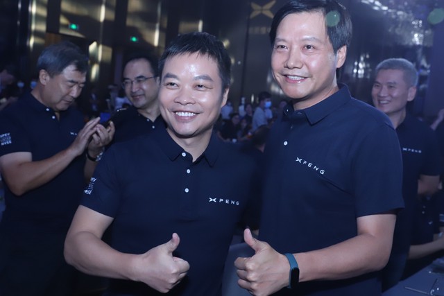 CEO Xiaomi Lôi Quân làm việc quá chăm chỉ, đến CEO hãng khác cũng phải kêu: "Anh ấy khiến chúng tôi bị mệt lây" - Ảnh 2.