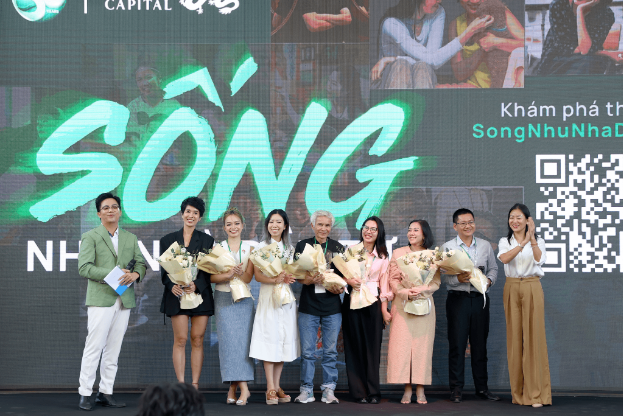 Giới trẻ Hà Nội rủ nhau check-in tại triển lãm Sống Như Nhà Đầu Tư - Ảnh 3. Giới trẻ Hà Nội rủ nhau check-in tại triển lãm Sống Như Nhà Đầu Tư - Ảnh 3.