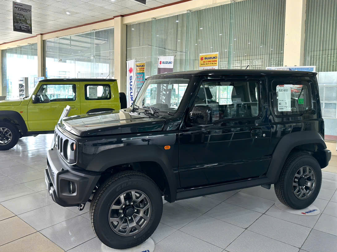 Đại lý giảm giá Suzuki Jimny xuống còn hơn 700 triệu đồng, ngang ngửa Xforce bản ‘full’- Ảnh 2.