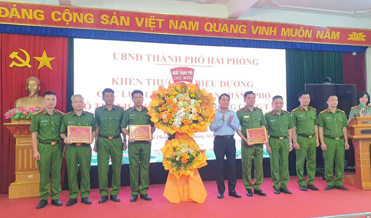 Vụ án Bình đen nổ súng thanh trừng và hành trình trốn chạy - Ảnh 3.