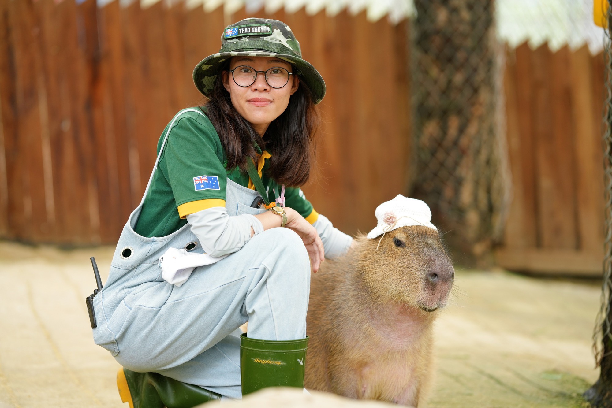 Capybara tạo nên cơn sốt ở Việt Nam: Đây là tất cả những điều giúp bạn tránh sốc trước khi tận tay cưng nựng "chiến thần ngoại giao" - Ảnh 50.